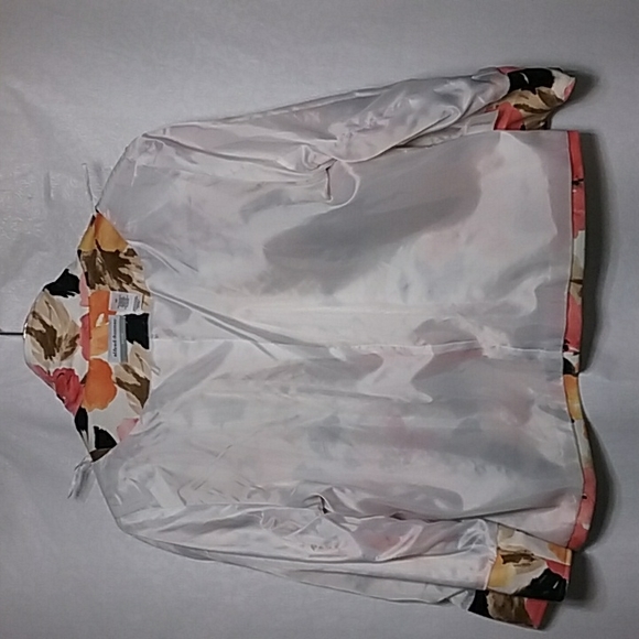 Alfred Dunner women's floral jacket size 16P - Picture 4 of 7